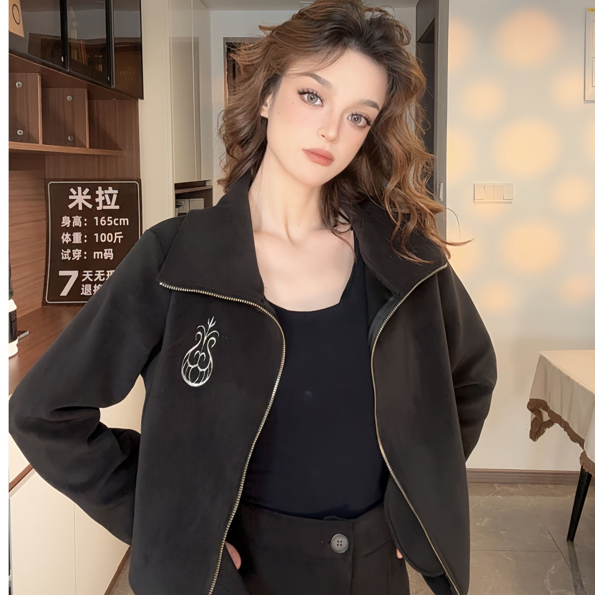 绣花卫衣立领外套