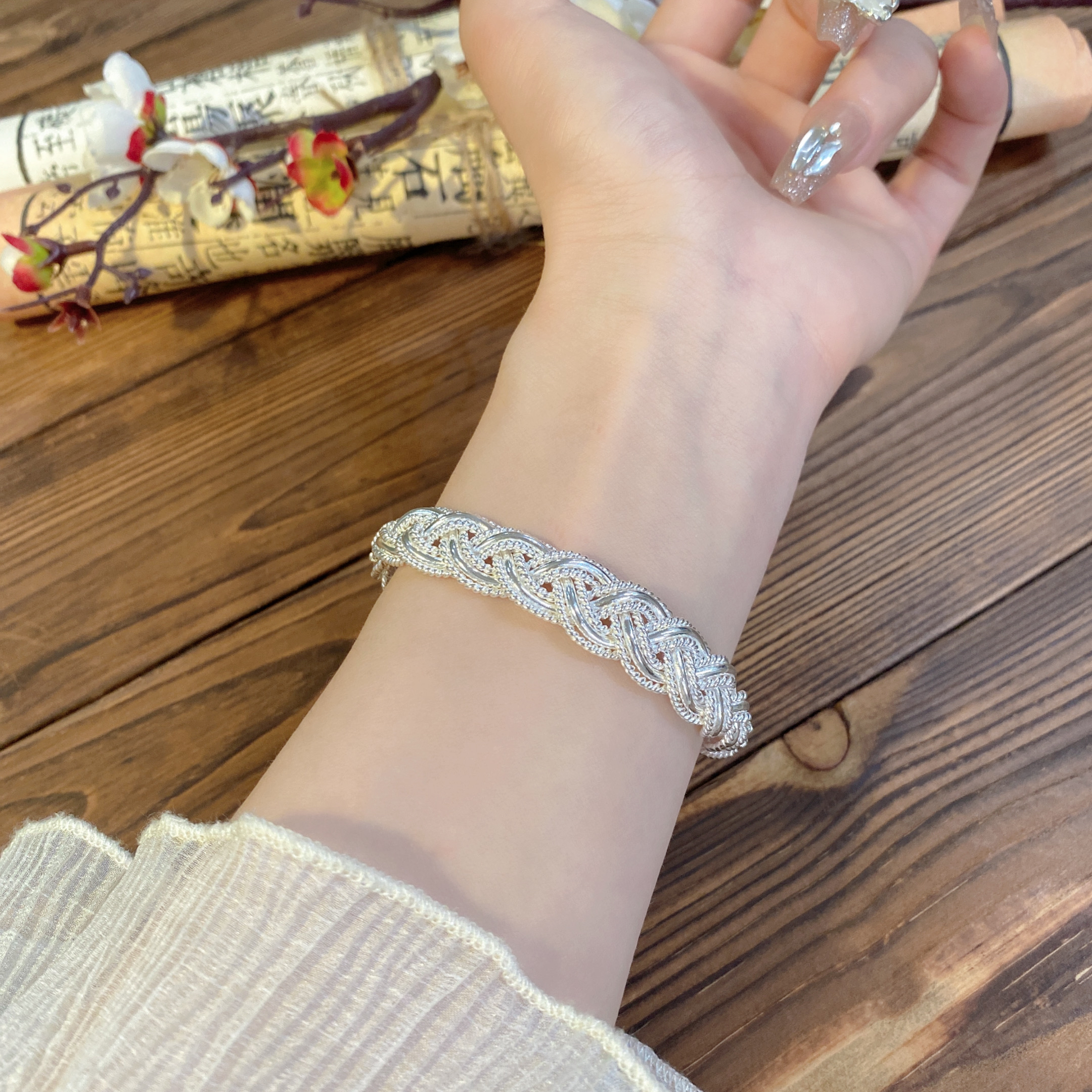 足银手镯 足银999.9 编织开口串珠开口银手镯 约31克手工编织