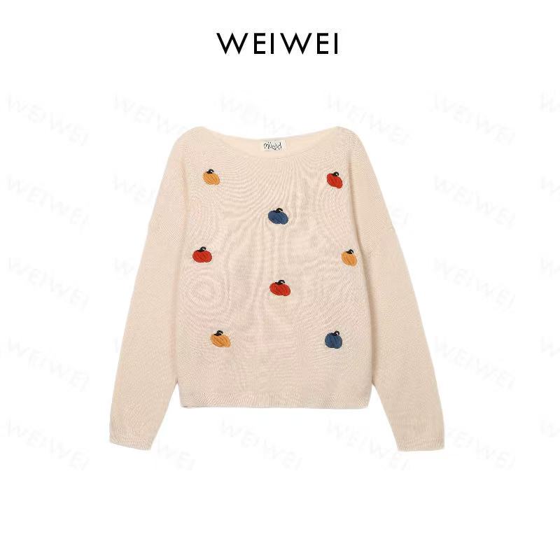 一字领绣花时尚套头针织衫2611