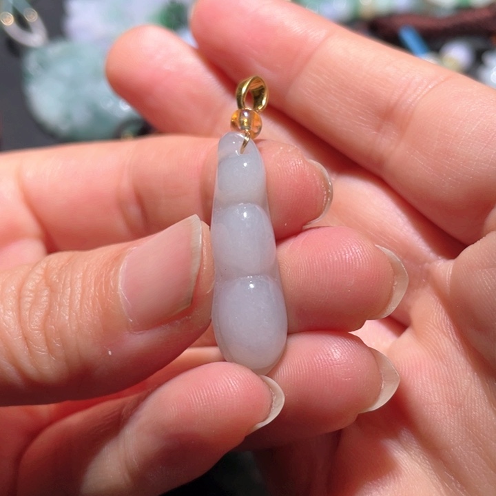 【闪购商品】翡翠颈饰未镶嵌天然翡翠