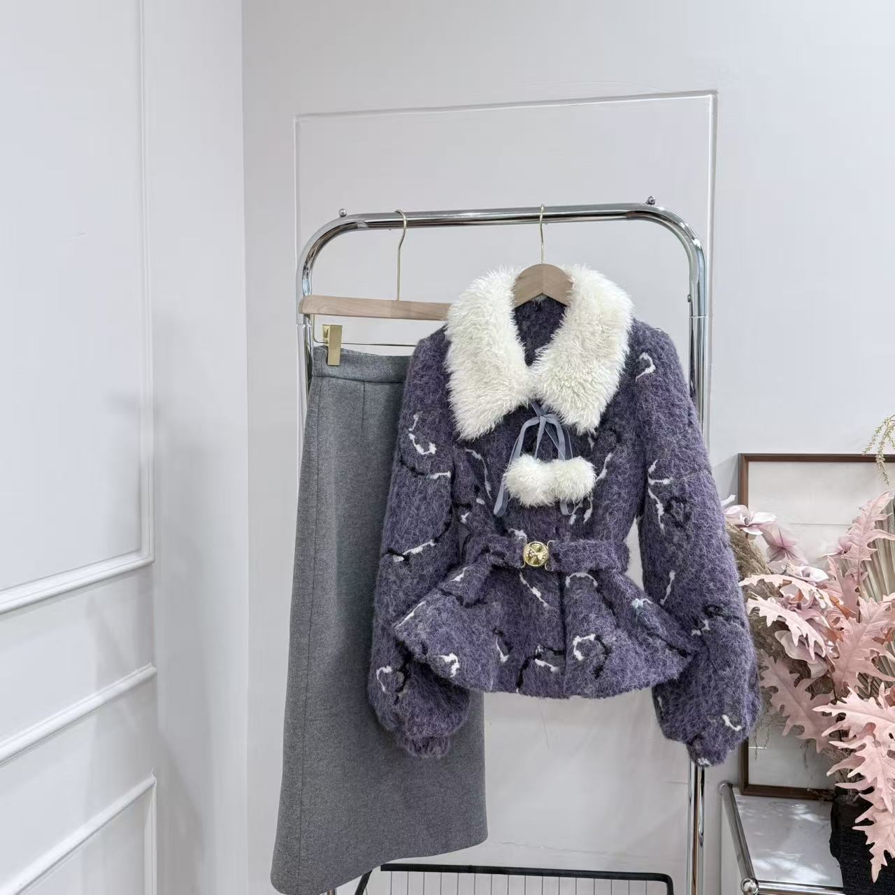 小八定制2025新款时尚复古气质保暖加厚外套+半裙套装 13030 BCK