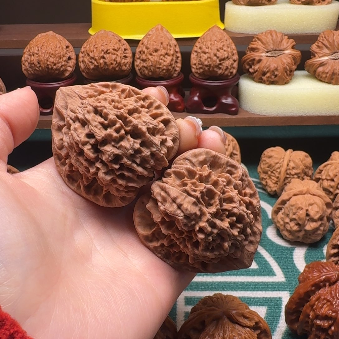 桂***皮吊坠文玩核桃48官帽