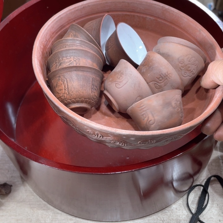 亮**球新亿阁祝愿大家新年快乐