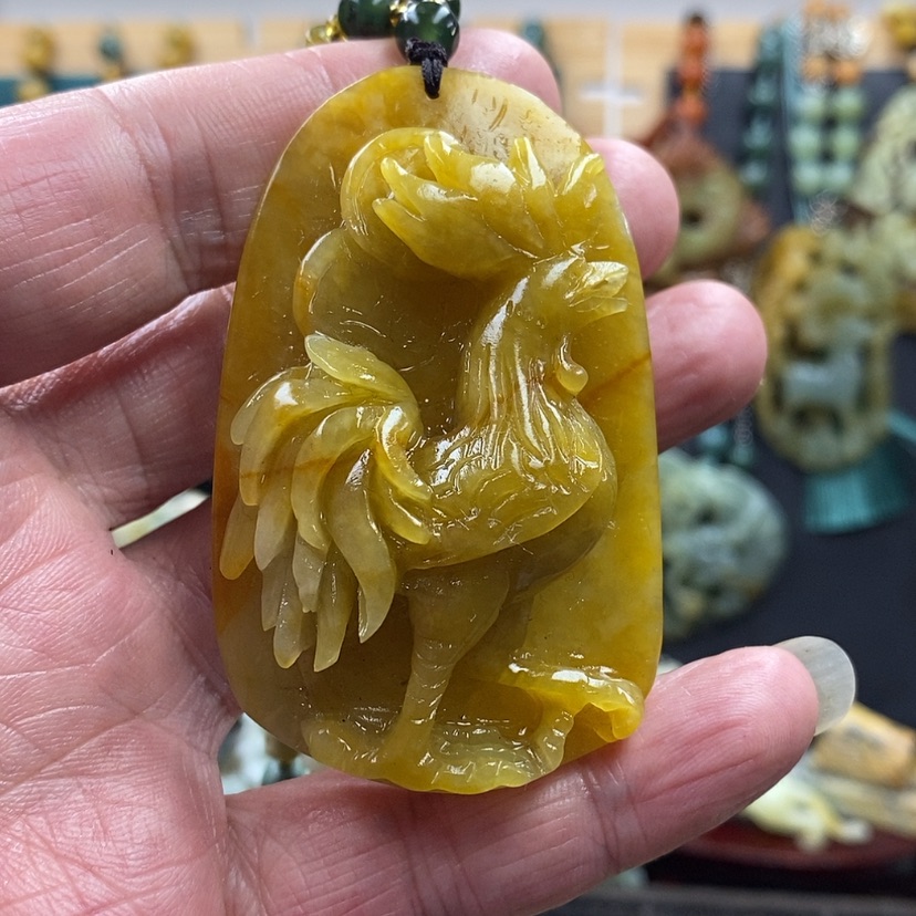 【闪购商品】蛇纹石玉未镶嵌吊坠