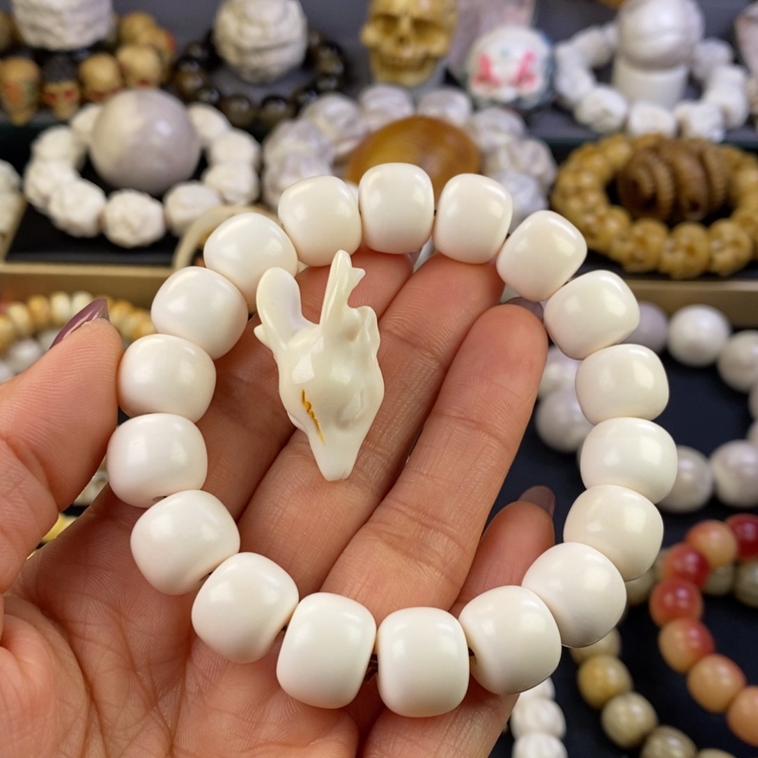 鹿骨把件好看好玩