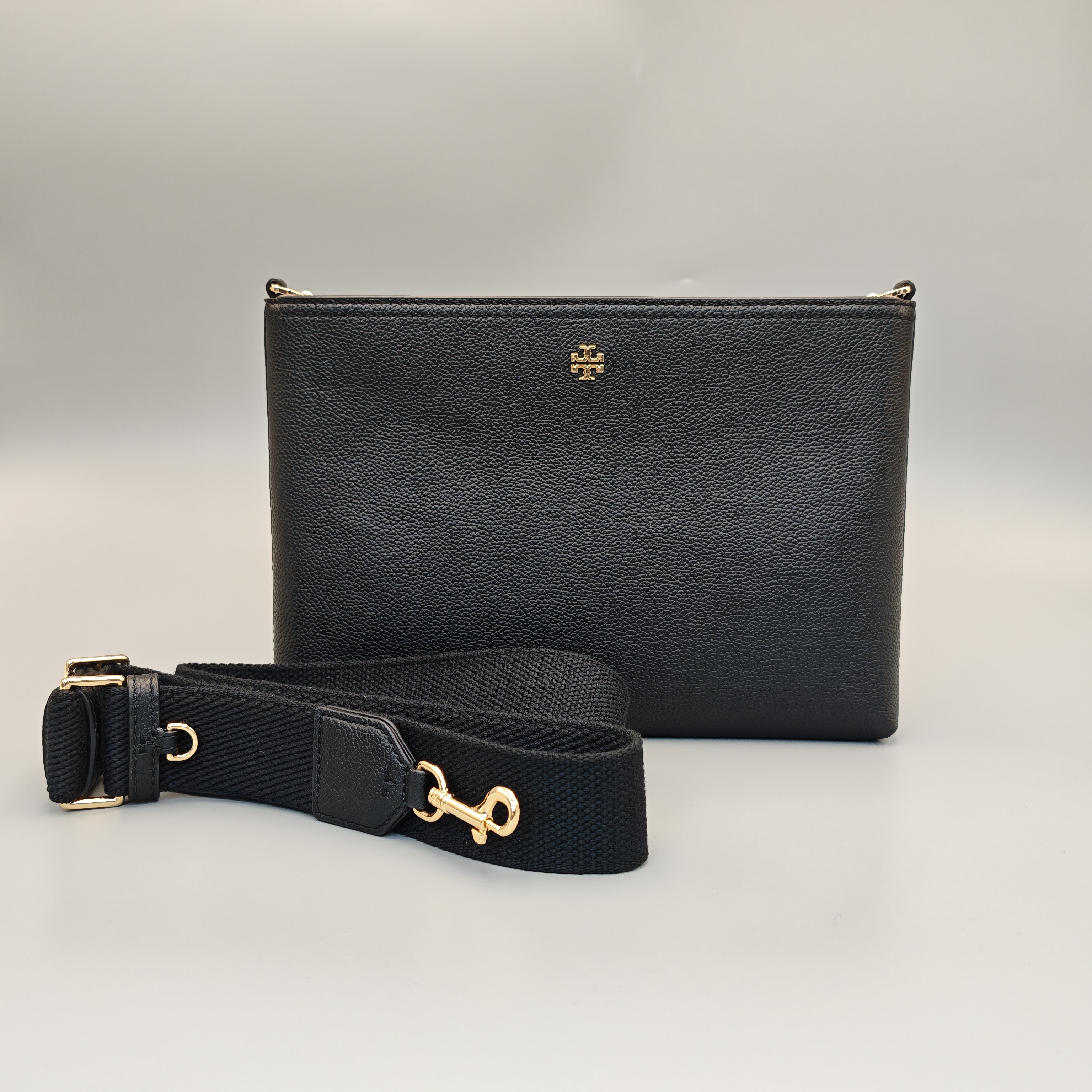 99新 TORY BURCH/汤丽柏琦 品牌徽标黑色皮革女士信封单肩包