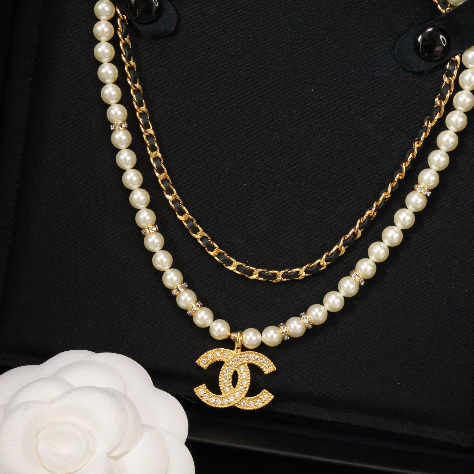未使用 Chanel/香奈儿 24k黑金皮穿珍珠双链项链 06193
