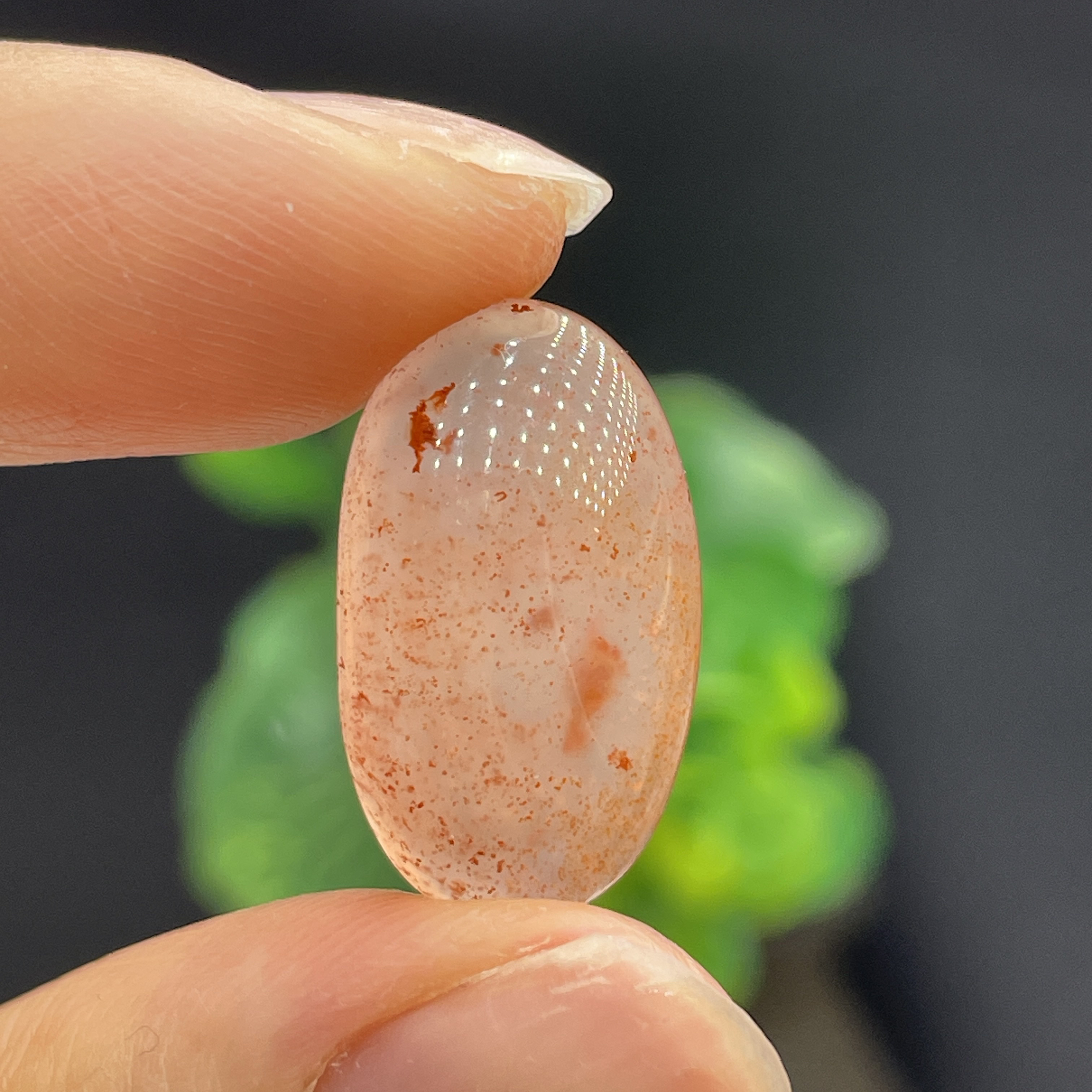 正宗川料冰飘飘花南红玛瑙蛋型精美小吊坠 重4克，尺寸22×13mm