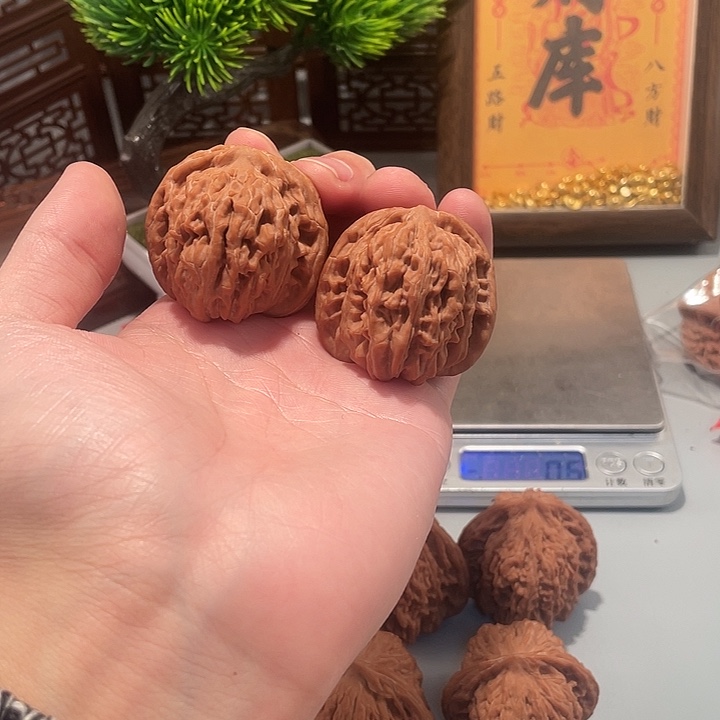 乐***羽吊坠文玩核桃四座楼