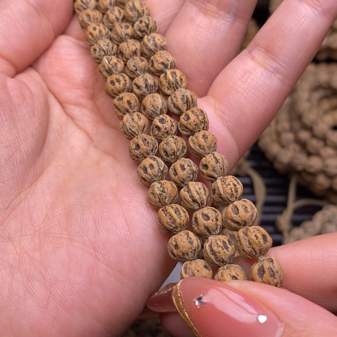 柏香籽/百香籽吊坠南***爷