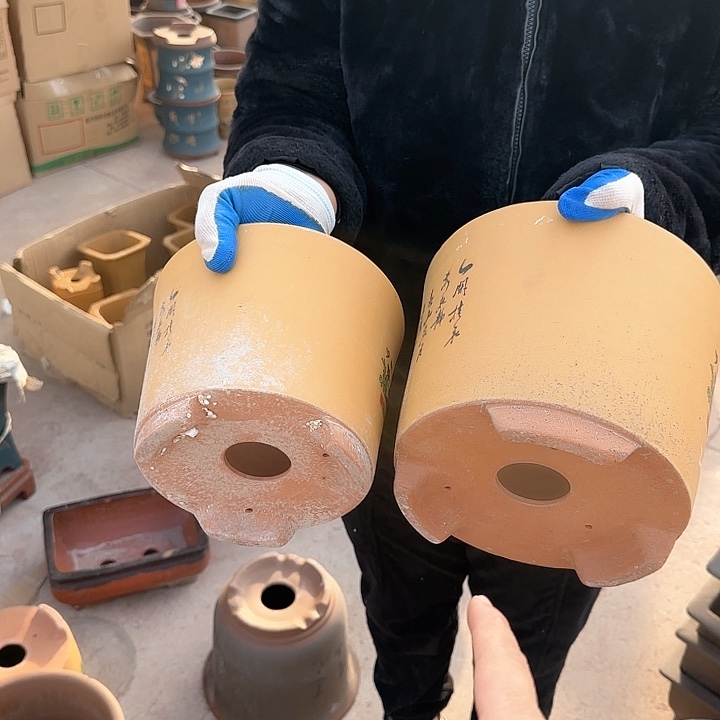 紫砂花盆瑕疵和瑕疵的