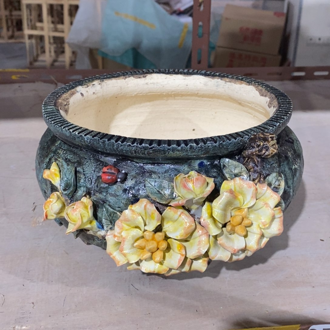 红陶青藤花器多肉花盆