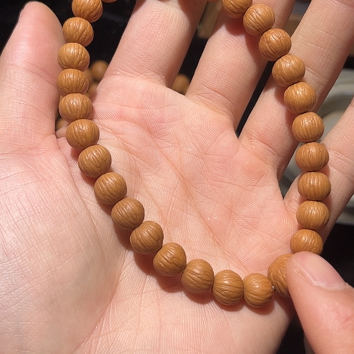 鱼***.猴头核桃吊坠9+土豪全品无瑕同尺手持