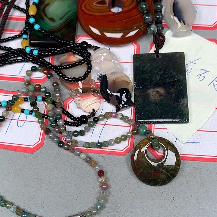 农***9玛瑙/玉髓未镶嵌颈饰