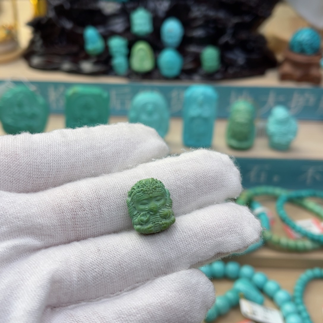 绿松石小象未镶嵌