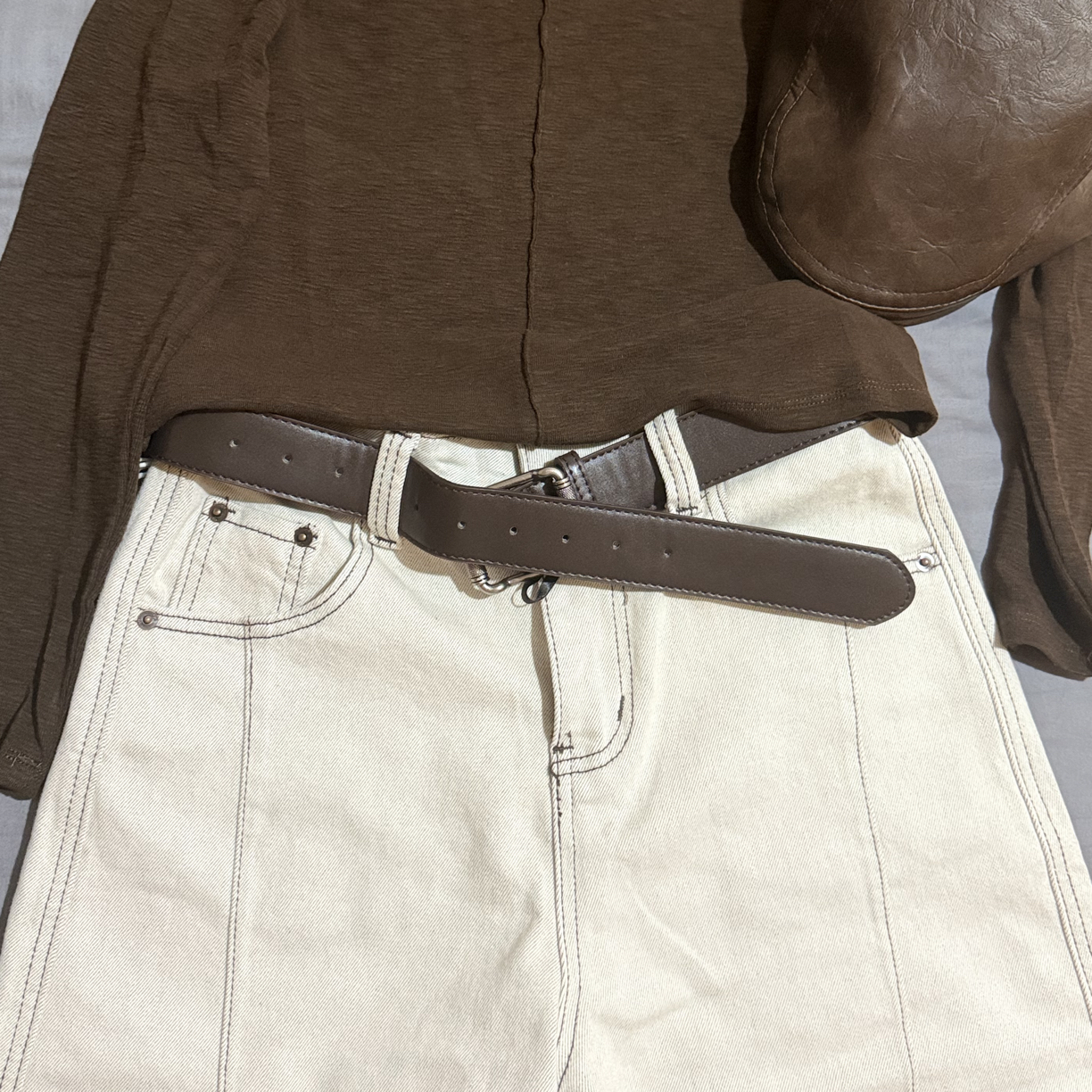 秋冬新品女裤老钱风休闲牛仔裤自带腰带