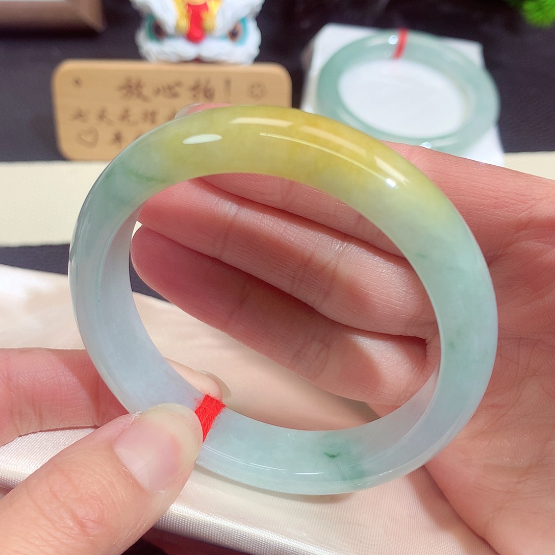 翡翠未镶嵌手镯1273