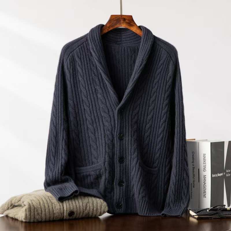 男100%纯山羊绒开衫商务休闲五针加厚纽花青果领保暖系扣针织外套