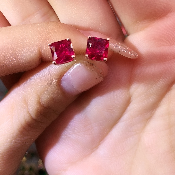 红宝石耳饰银S925镶嵌