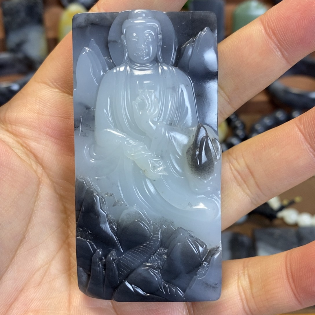 和田玉未镶嵌把件新疆和田玉青花黑白大日如来手把件
