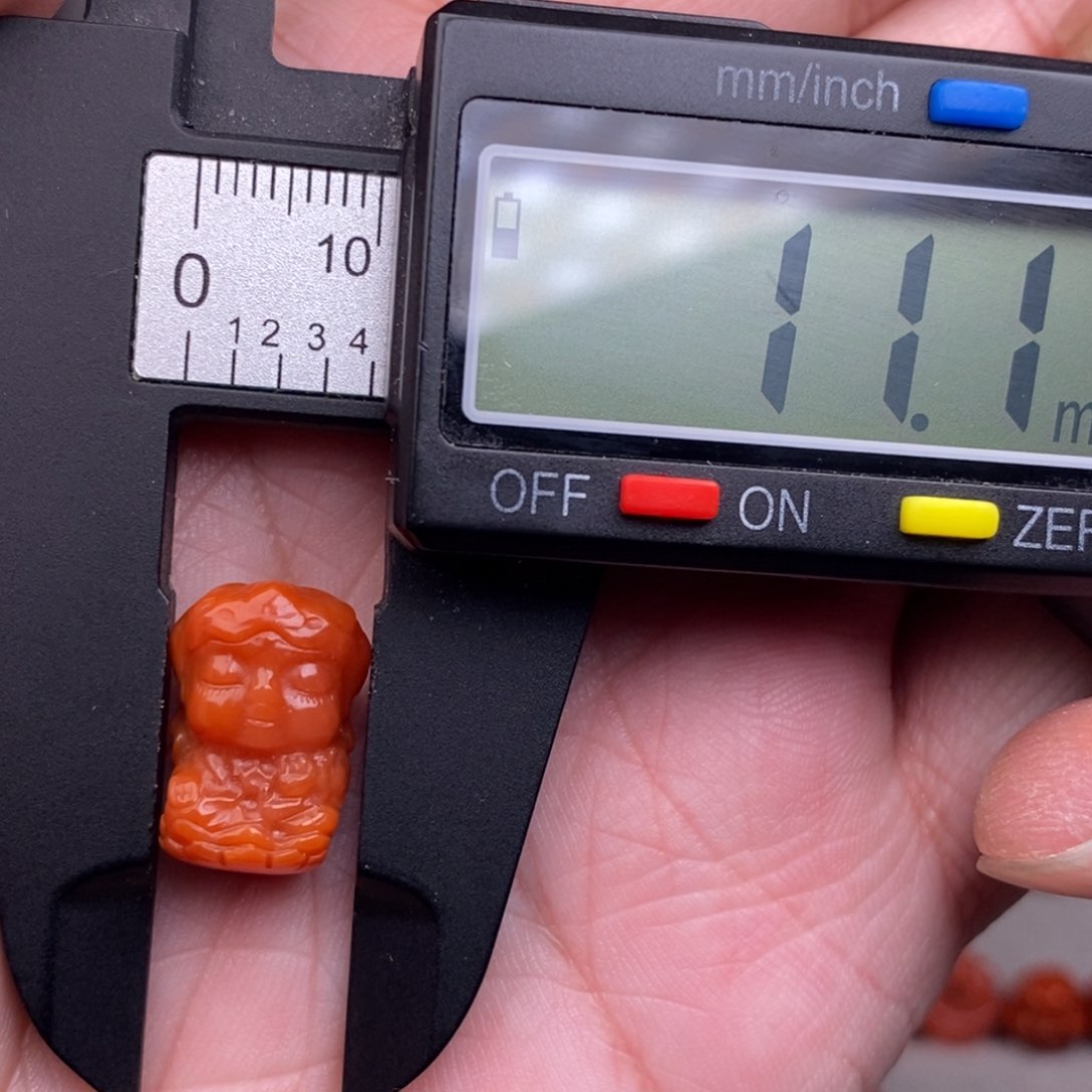 南红玛瑙配饰未镶嵌