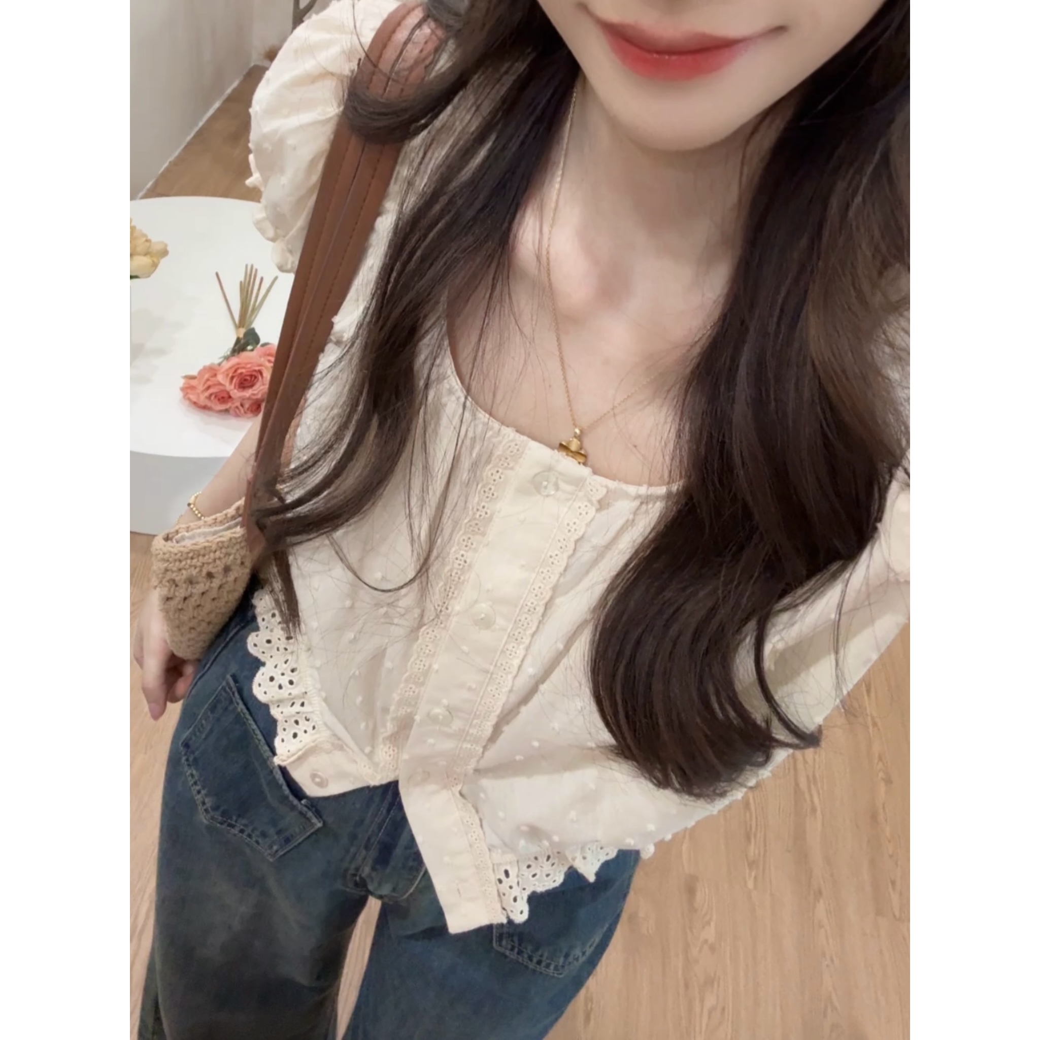 【五分糖】立体提花拼接短款花边小衫女小个子百搭衬衫