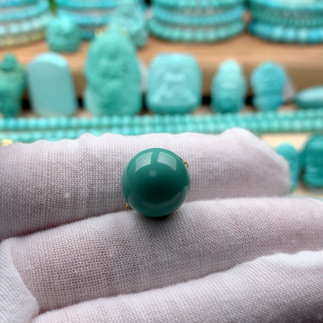 未镶嵌绿松石珠宝奇石