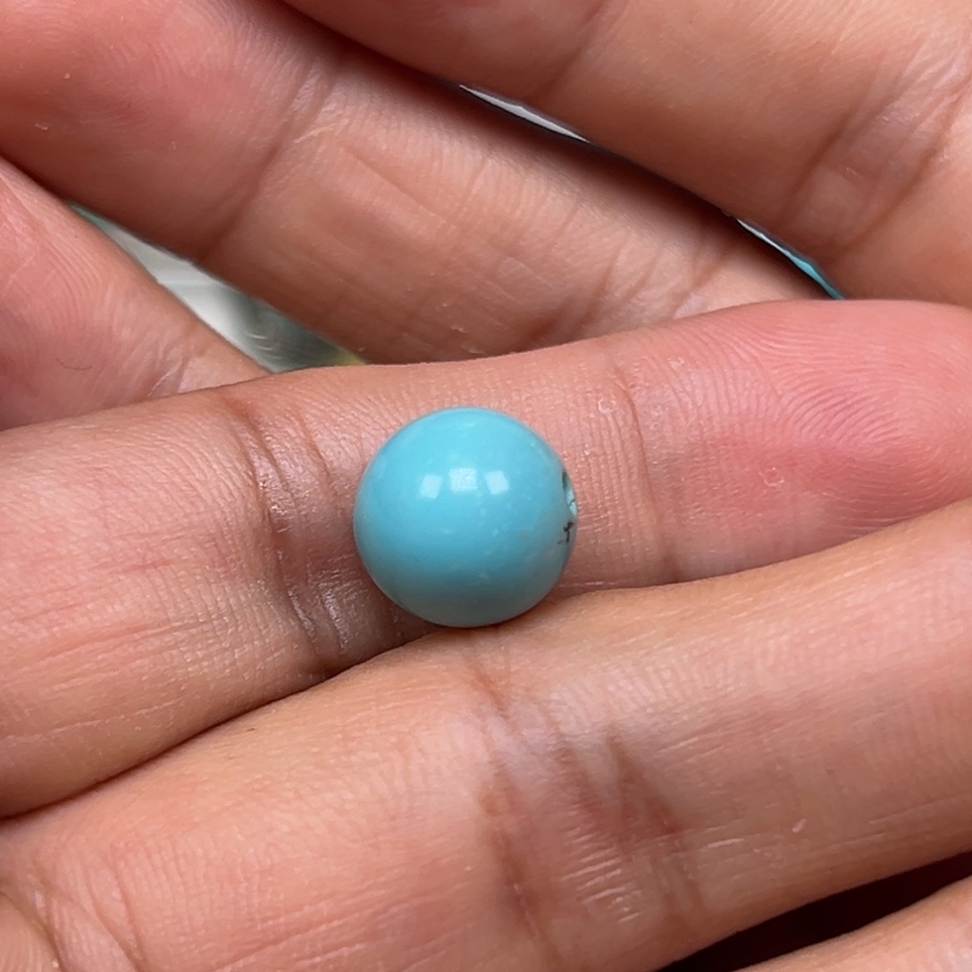 小***子未镶嵌绿松石珠宝奇石