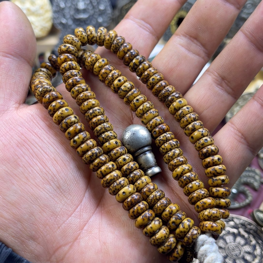 吃***栗泥塑特色手工艺品