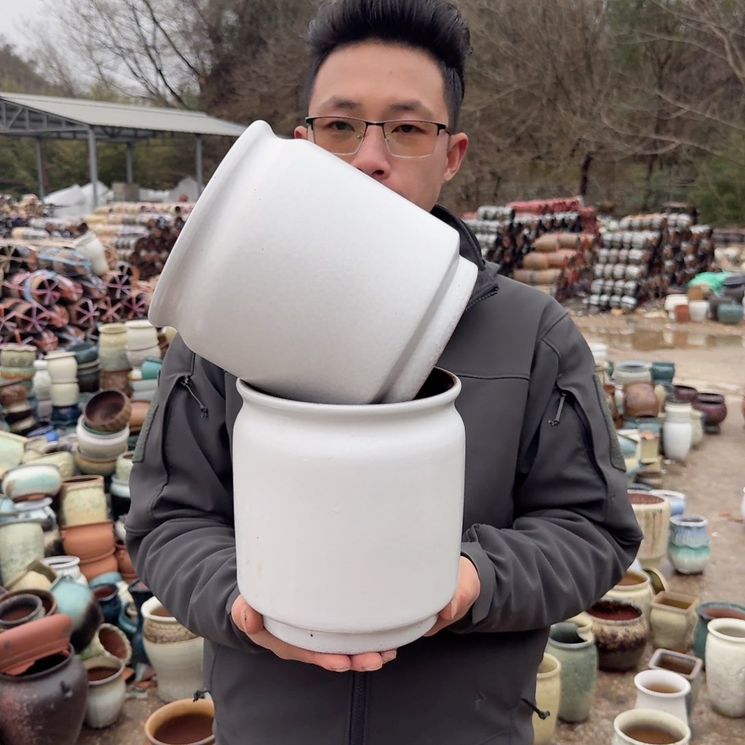 紫砂花盆口17.5高20.5（两个直筒白色宋