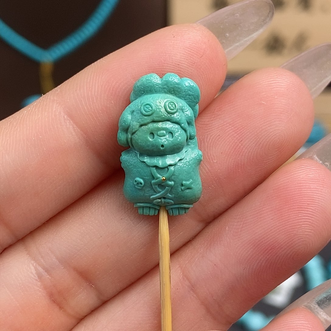 绿松石雕刻未镶嵌