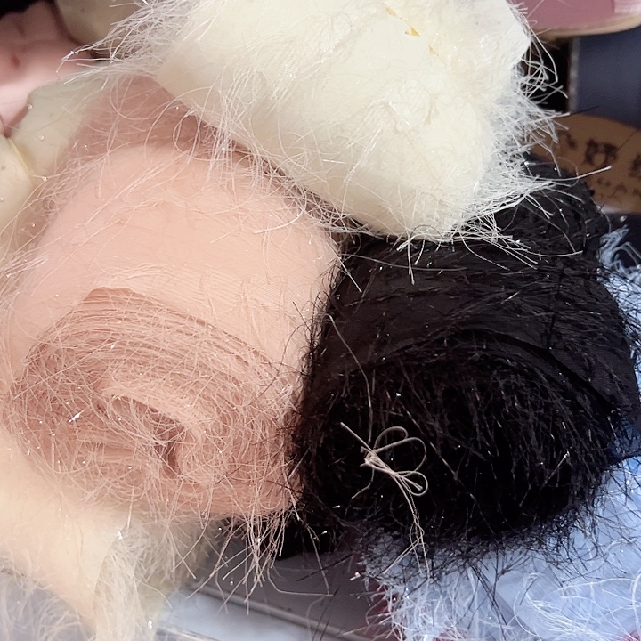 12的羽毛球黑色米色粉色各10码