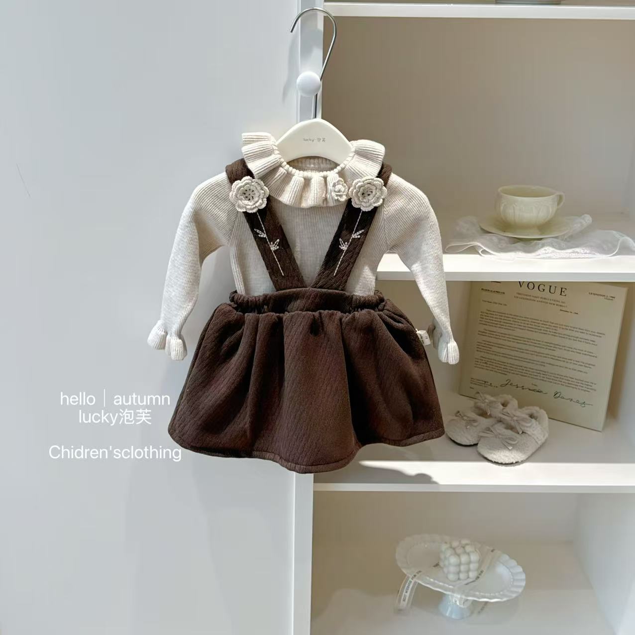 【实体现现】韩妹专属！女童奶咖钩花连衣裙洋气秋冬女宝宝套装裙潮