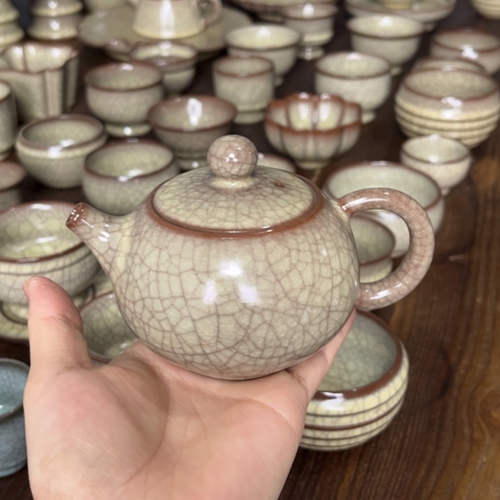 蒋加宝 传世哥窑 西施壶