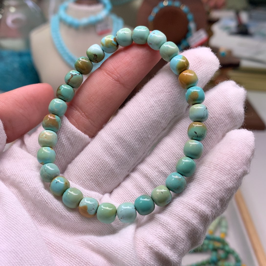 绿松石配饰未镶嵌