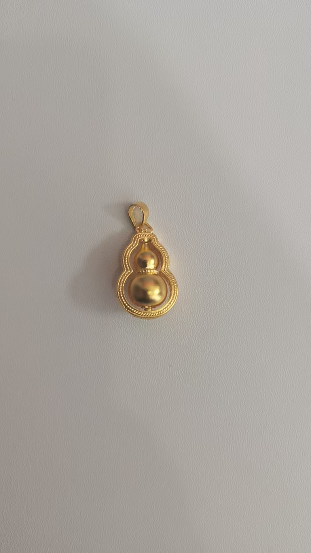 Chow Tai Seng/周大生周大生足金葫芦吊坠