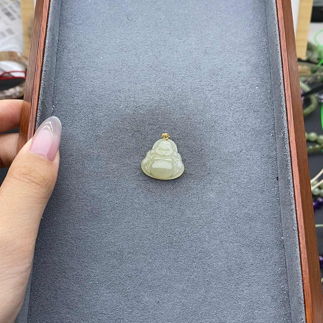 和田玉吊坠(不含链)18K金镶嵌