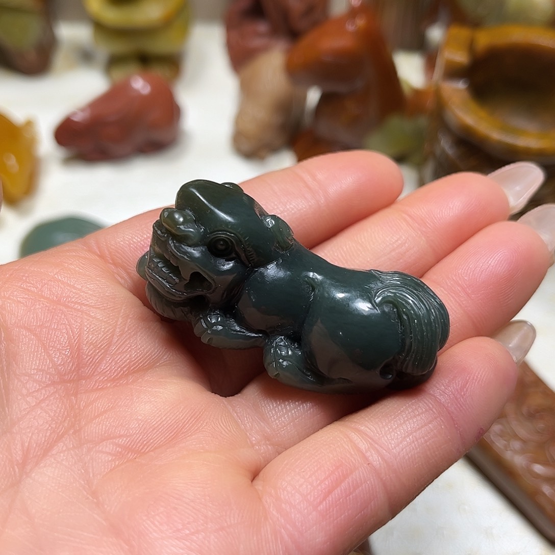 白玉菩提吊坠白玉菩提吊坠