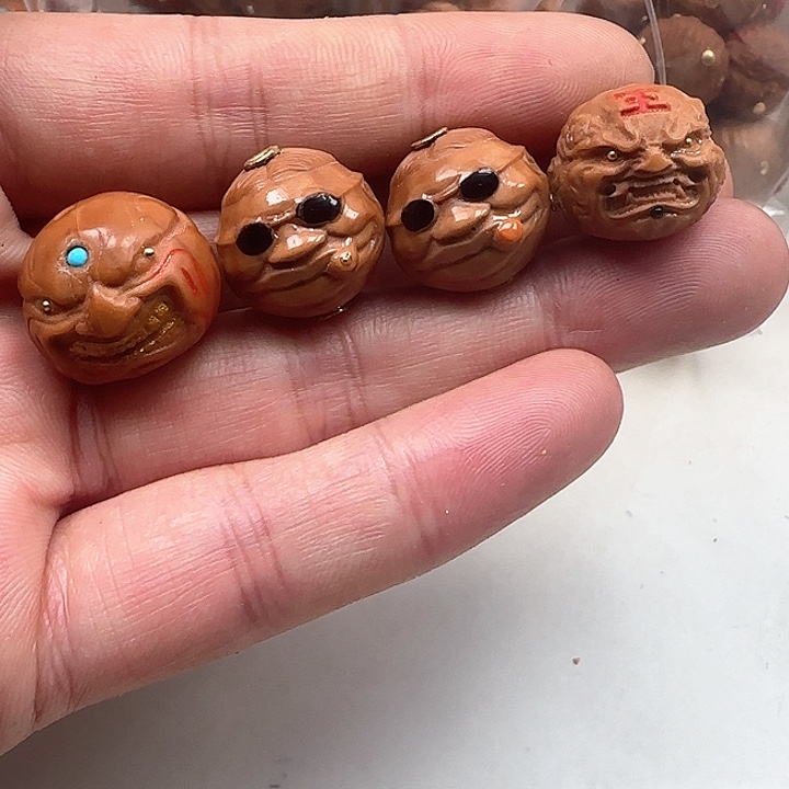 猴头核桃吊坠四个单籽16-19尺寸