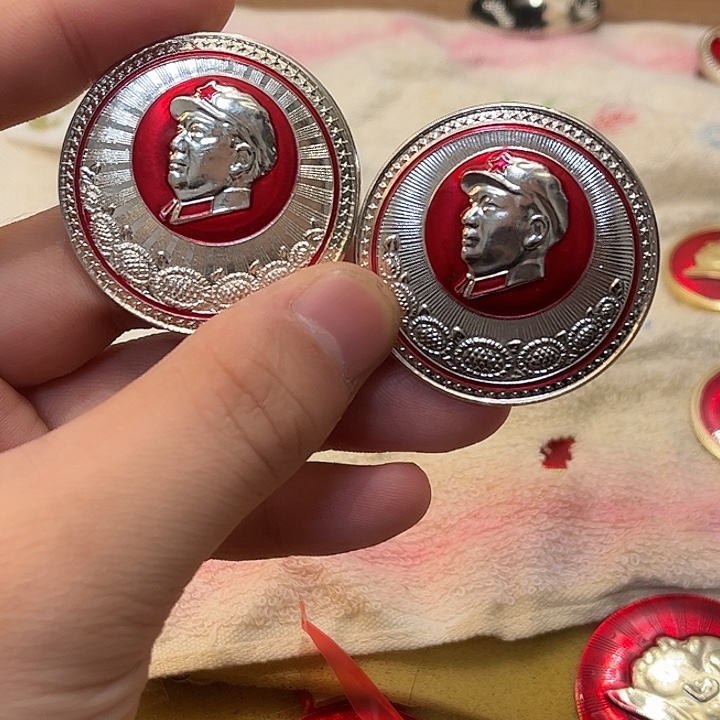 漫***如像章一一一高贵轻复古一一一一一