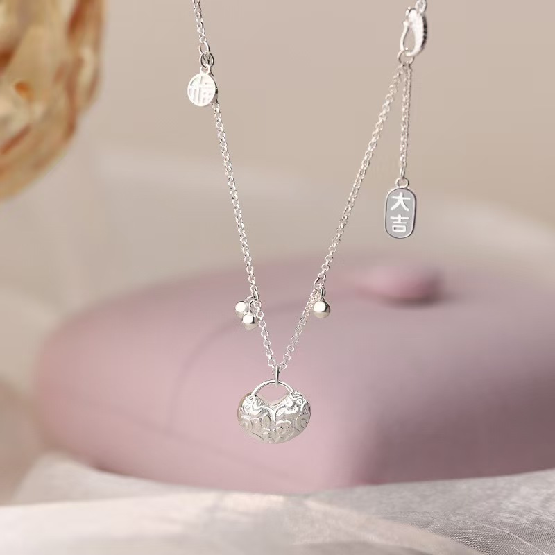 【抓紧处理】定制重工款气质风年味生肖挂饰719 福牌平安锁