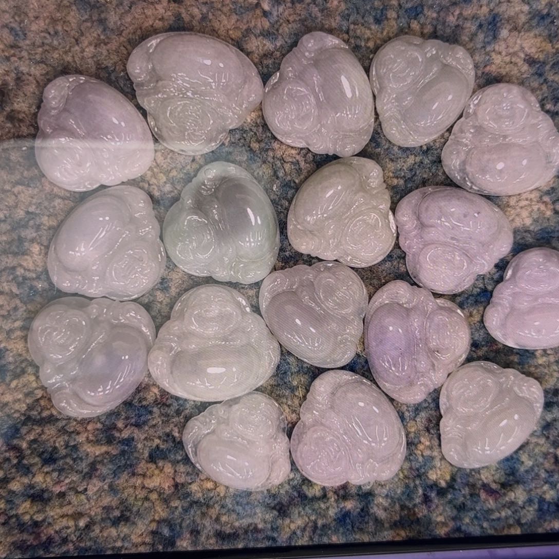 定制翡翠未镶嵌缅A翡翠多样性发一