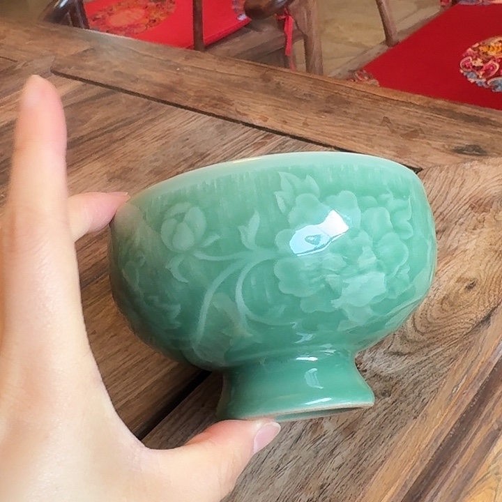 青瓷哈哈哈哈哈哈哈哈哈哈哈哈哈