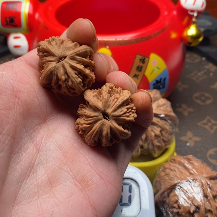 文玩核桃精品对寿桃