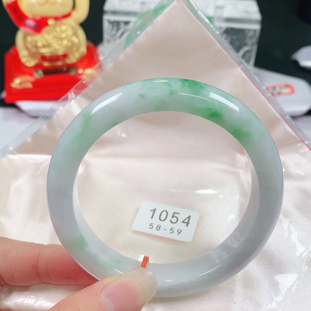 翡翠手镯未镶嵌  编号1054 正圈58-59