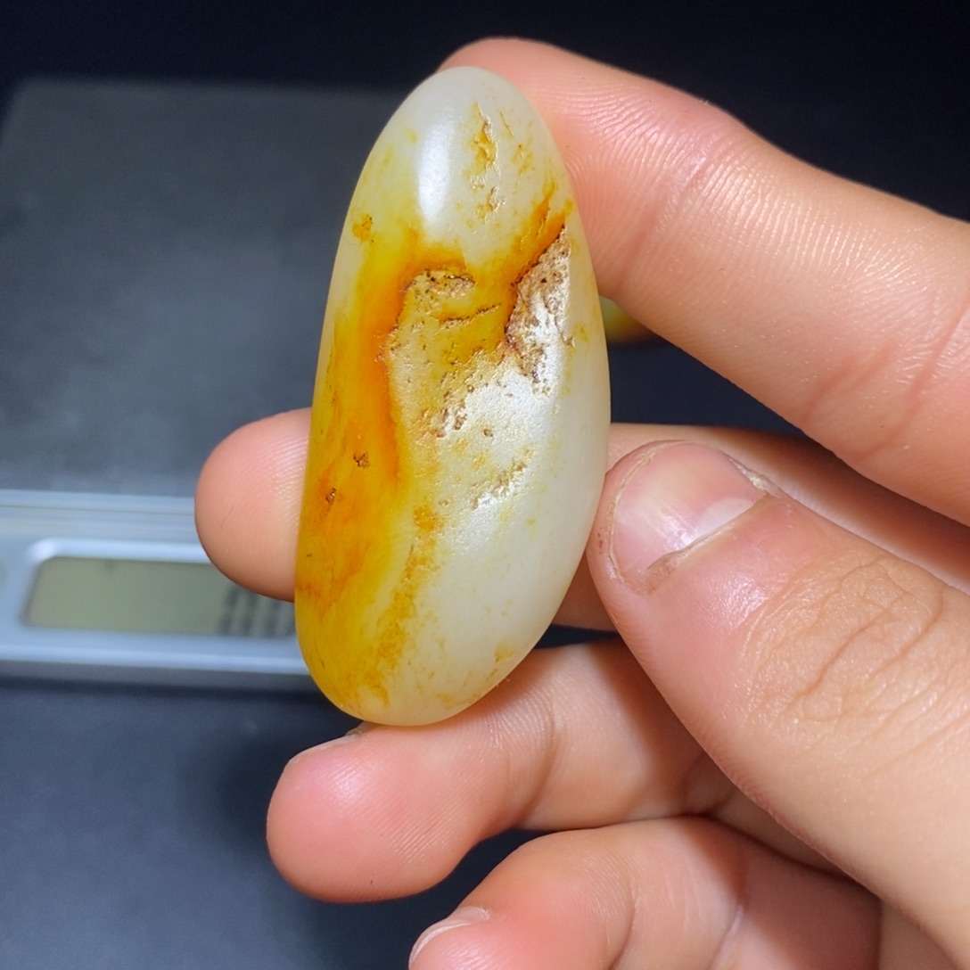 和田玉未镶嵌珠宝奇石