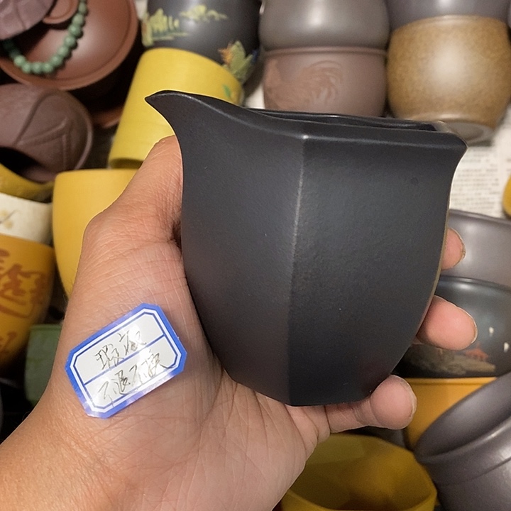 瑕疵不退不换介意勿拍