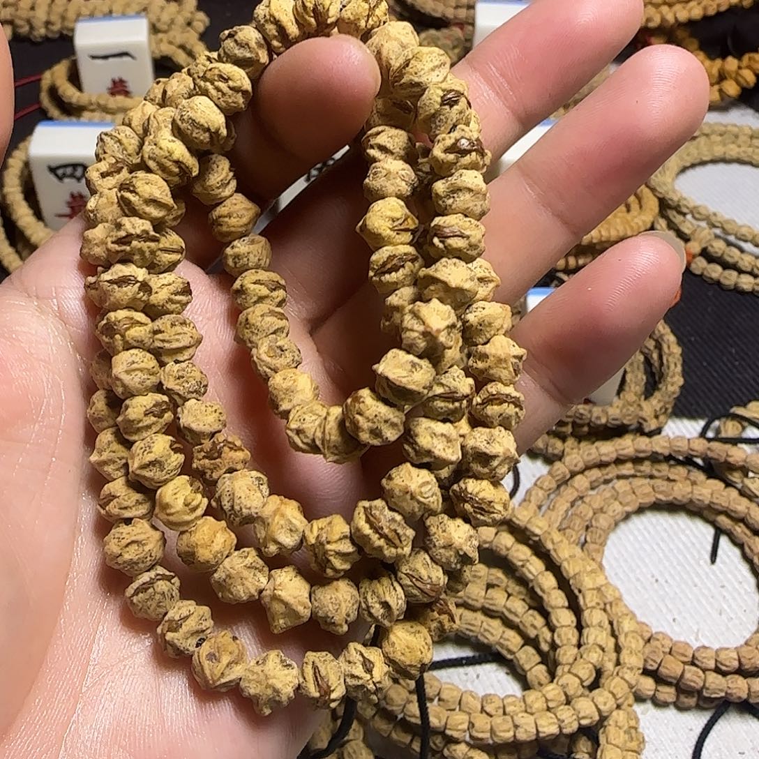 茗***馆柏香籽/百香籽吊坠