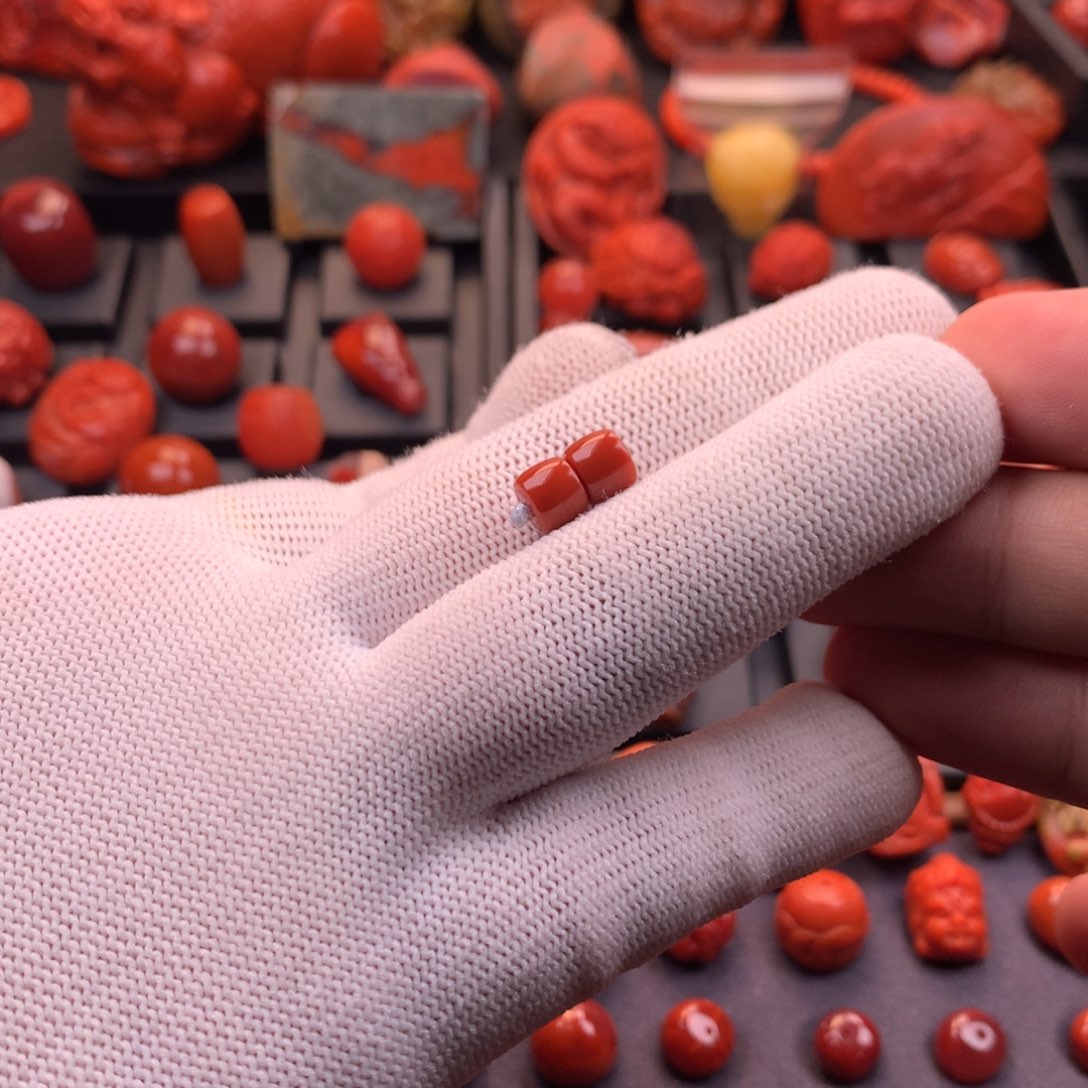 南红玛瑙未镶嵌【传仁】川料原矿满色满肉直切对珠7mm