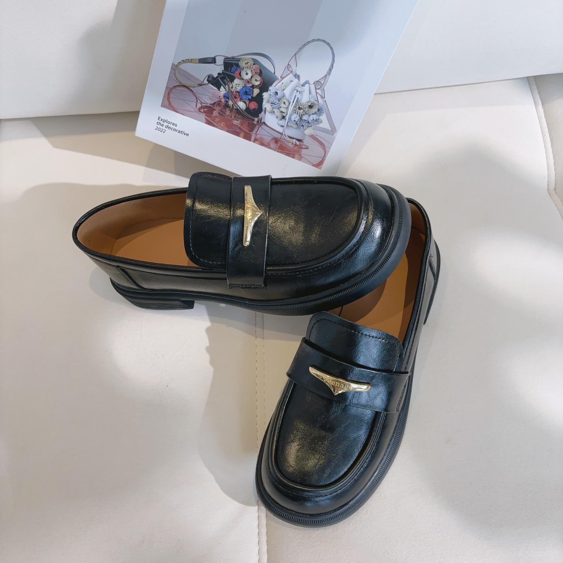 豆豆6【乐福鞋】秋款英伦休闲一脚蹬复古小皮鞋-DQAK668-8